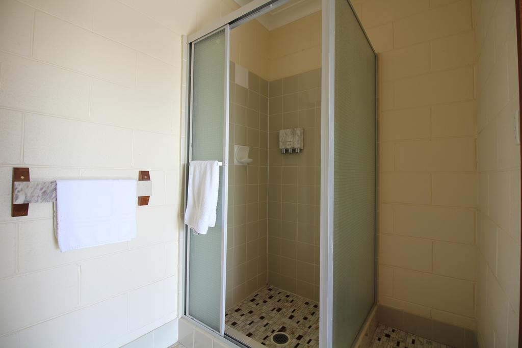Snowy Mountains Resort And Function Centre Adaminaby Habitación foto
