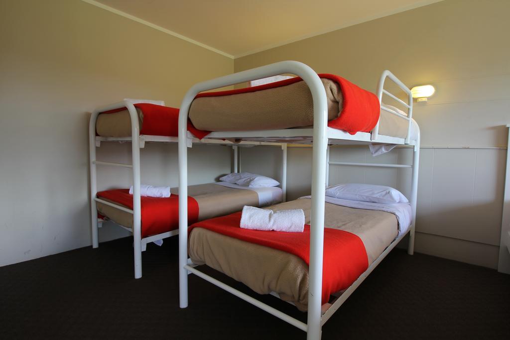 Snowy Mountains Resort And Function Centre Adaminaby Habitación foto
